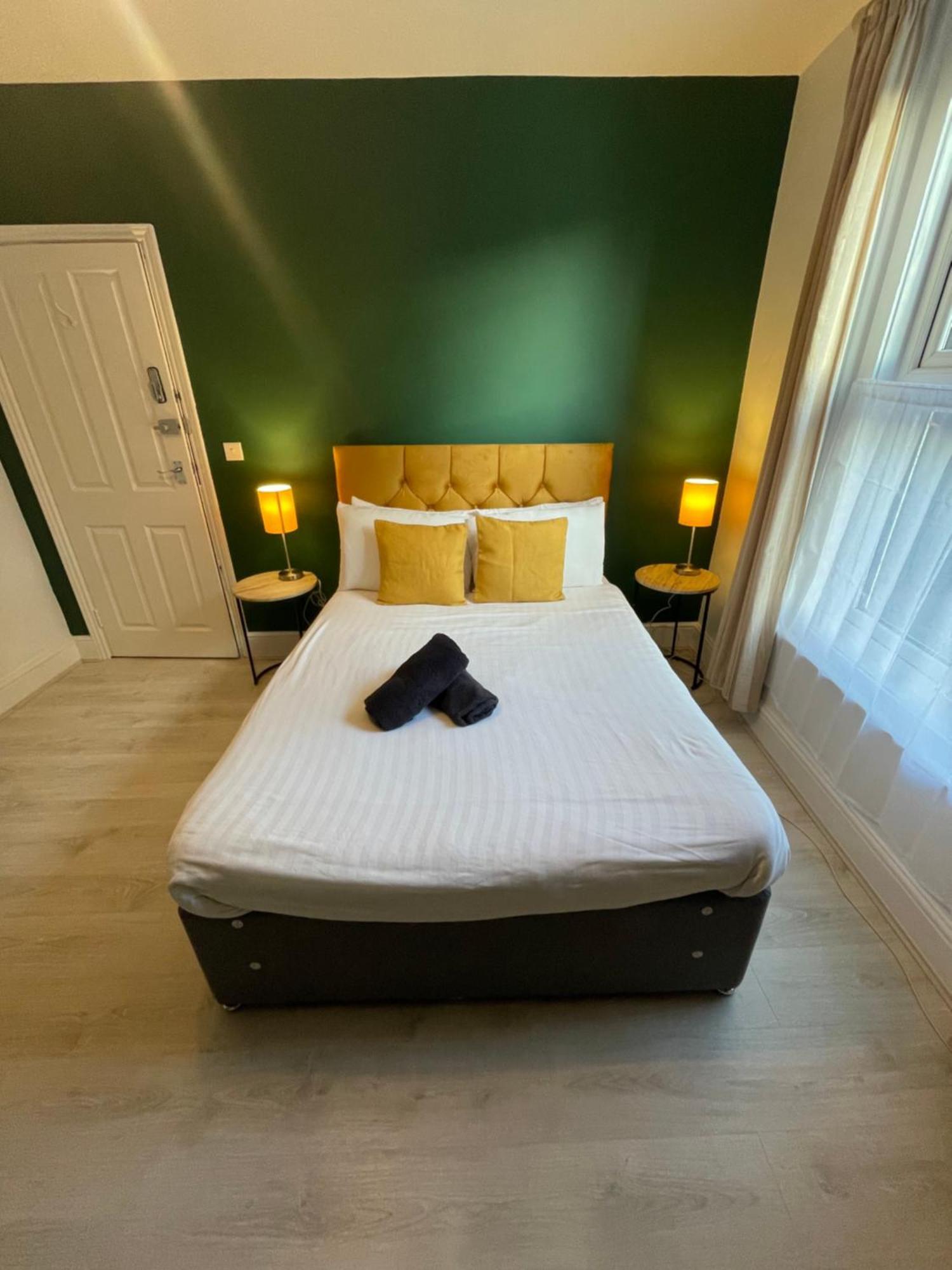 Rooms In City Centre House With Kitchen, Lounge, Garden Ipswich Eksteriør bilde